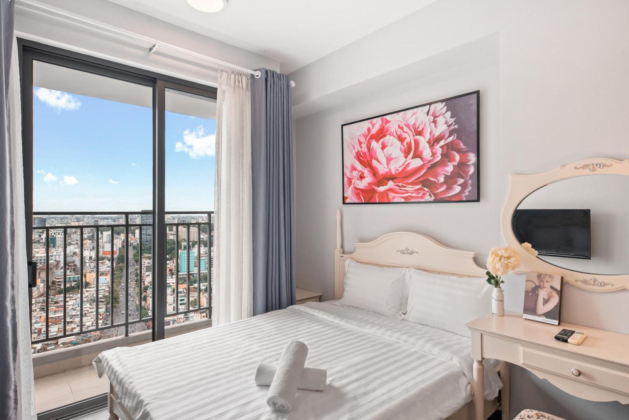 Elysium Cbd Rivergate Apartment - Pool - Free 4G Sim For 3 Nights Ho Si Minh-város Kültér fotó