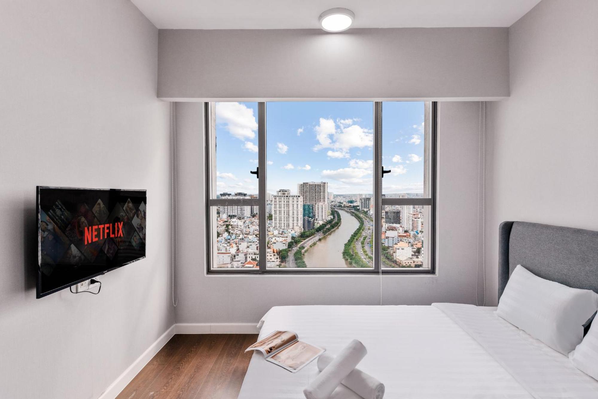 Elysium Cbd Rivergate Apartment - Pool - Free 4G Sim For 3 Nights Ho Si Minh-város Kültér fotó